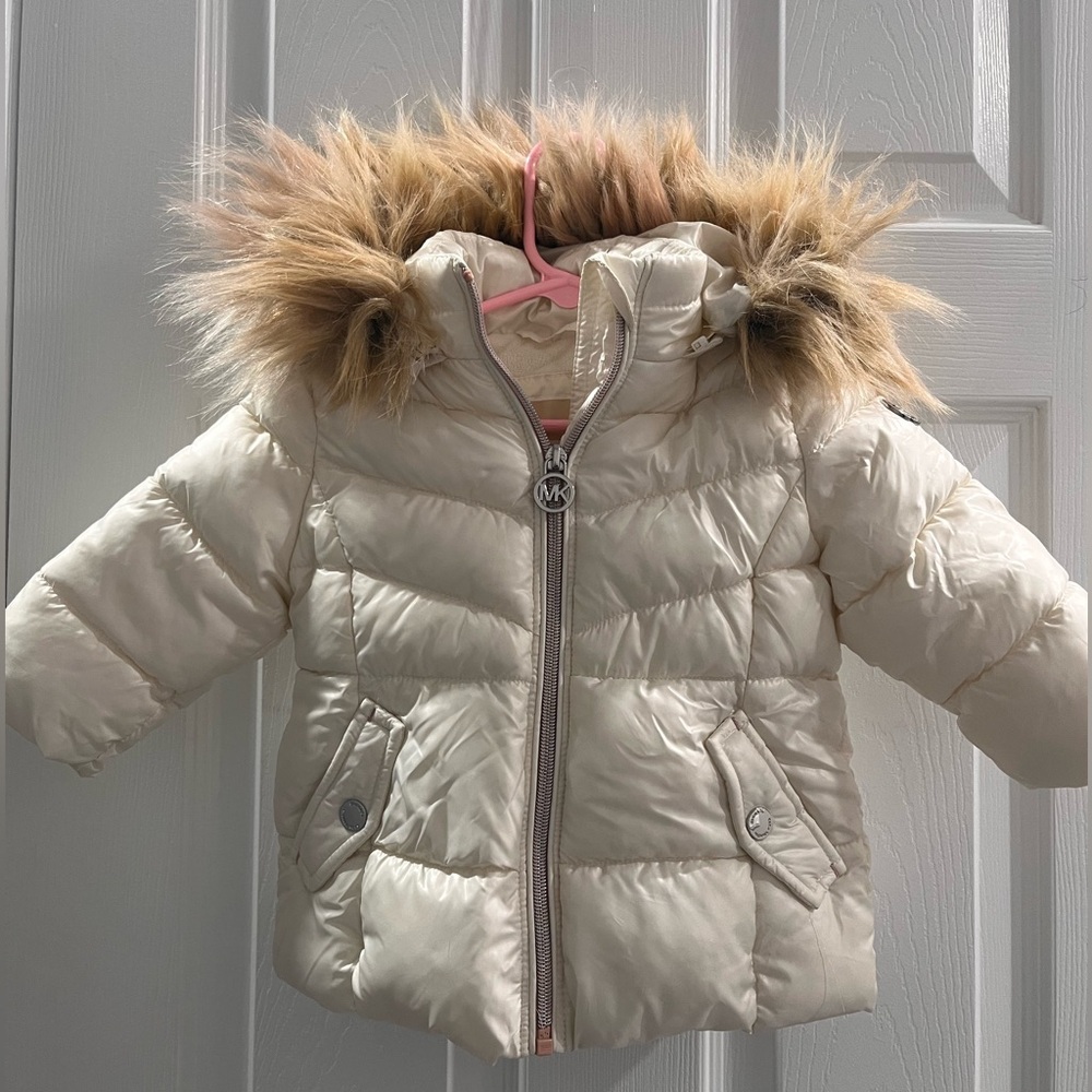 White Winter Puffer Coat with Fur Hood Michael Kors
